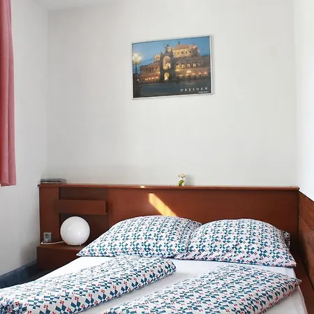 Pieschen Guest house *
